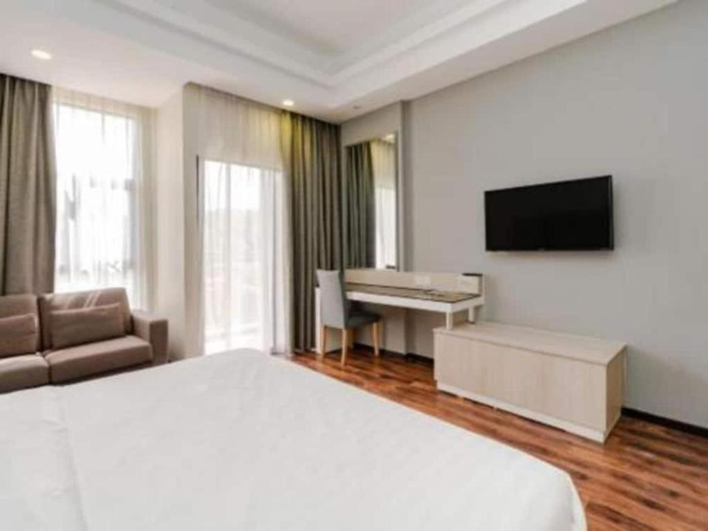 Livingston Hotel Sandakan Exterior photo